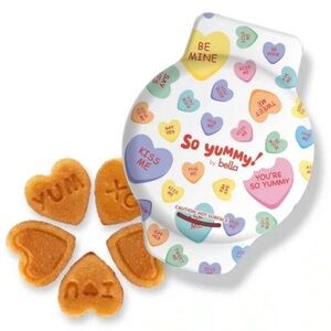 New! So Yummy! by Bella Valentine's Mini Waffle Maker